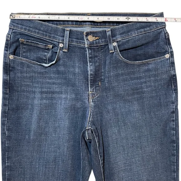 LEVI’S Classic Mid Rise Straight Leg Jeans US 10 - Picture 10 of 12